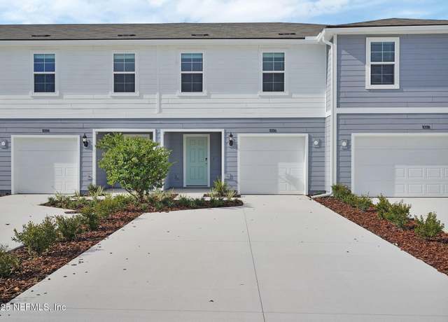 Property at 10116 Treasure Oaks Ct, Jacksonville, FL 32221, 3 beds, 2.5 baths