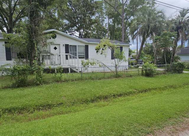 Property at 6061 Catawissa Ct, Jacksonville, FL 32244, 3 beds, 2 baths