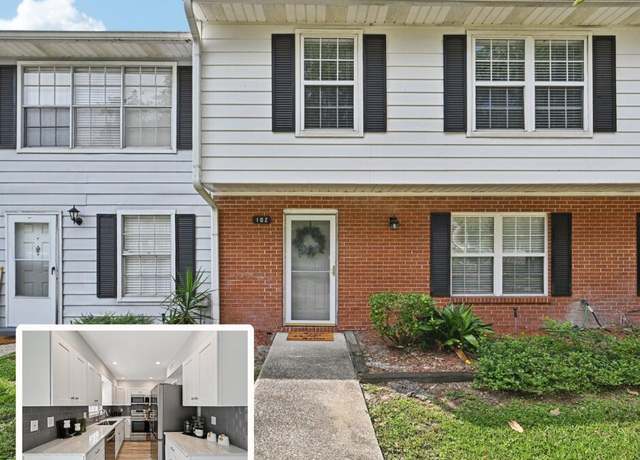 Property at 102 Kettering Way, Orange Park, FL 32073, 3 beds, 2.5 baths