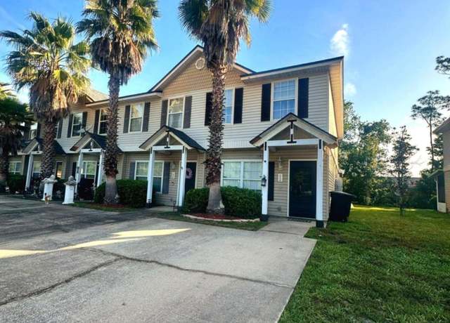 Property at 1845 Lago Del Sur Dr, Middleburg, FL 32068, 2 beds, 2.5 baths