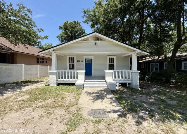 Property at 725 Calvert St, Jacksonville, FL 32208, 3 beds, 1 bath