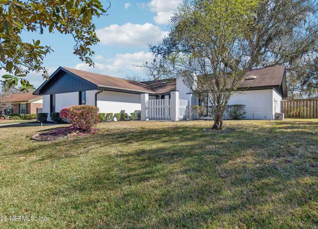 Property at 2557 Glenloch Ct, Orange Park, FL 32065, 3 beds, 2 baths