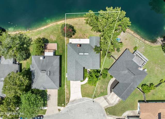 Property at 4533 Wandering Oaks Dr S, Jacksonville, FL 32257, 3 beds, 2 baths