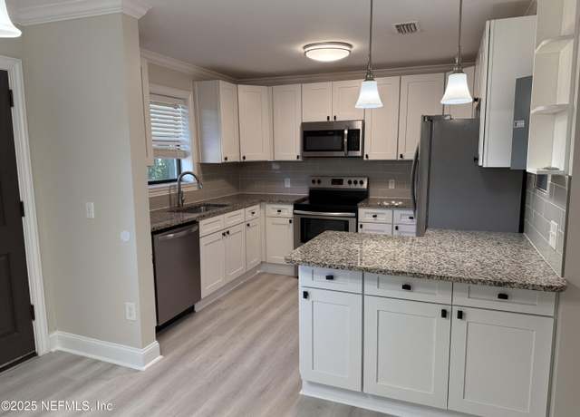 Property at 6903 Sans Souci Rd, Jacksonville, FL 32216, 3 beds, 1 bath