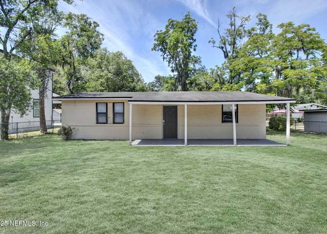 Property at 4924 Old Middleburg Rd N, Jacksonville, FL 32210, 2 beds, 1 bath