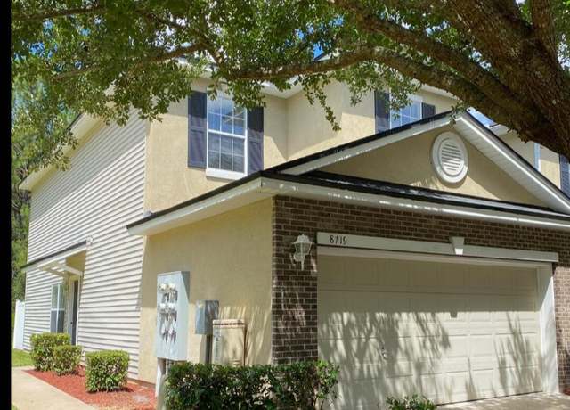 Property at 8719 Ribbon Falls Ln, Jacksonville, FL 32244, 3 beds, 2.5 baths