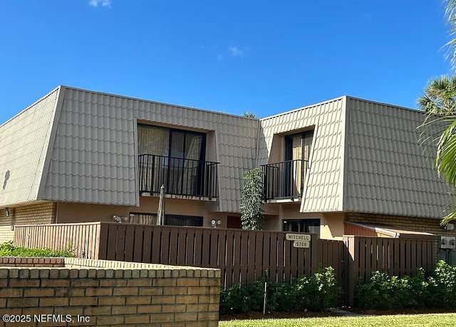 Property at 5706 57th Way, West Palm Beach, FL 33409, 2 beds, 2.5 baths