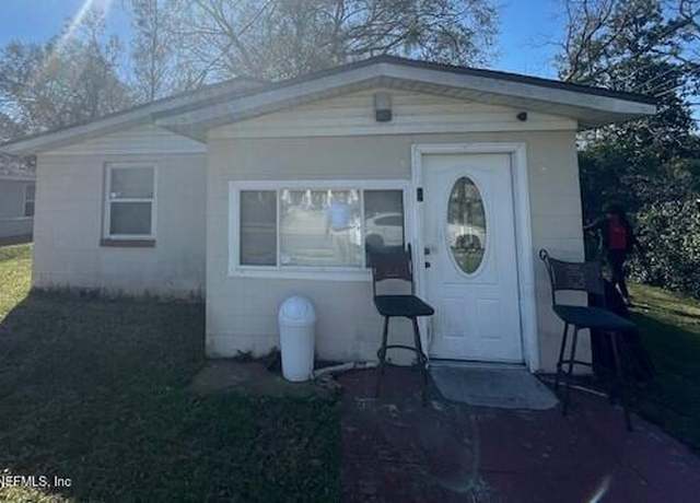 Property at 2224 W 44th St, Jacksonville, FL 32209, 2 beds, 1 bath