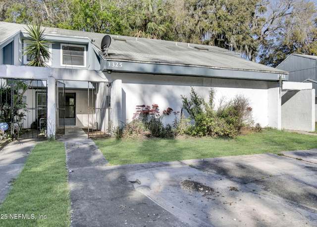 Property at 1325 Mayport Landing Cir, Jacksonville, FL 32233, 2 beds, 2 baths
