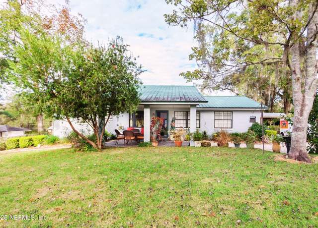 Property at 360 Canis Dr W, Orange Park, FL 32073, 3 beds, 2.5 baths