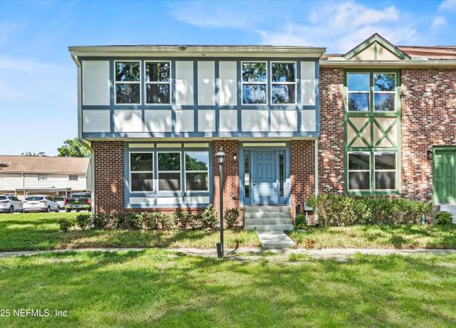 Property at 8211 Kensington Sq, Jacksonville, FL 32217, 4 beds, 3 baths