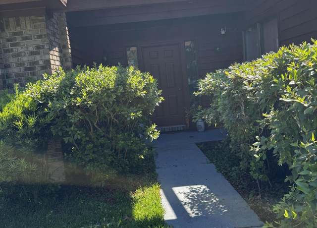 Property at 1717 Derringer Rd, Jacksonville, FL 32225, 3 beds, 2 baths