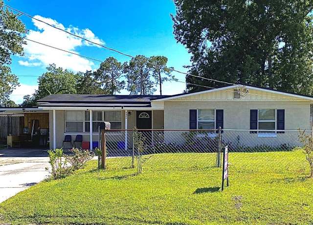 Property at 5442 Juno Dr, Jacksonville, FL 32207, 3 beds, 2 baths