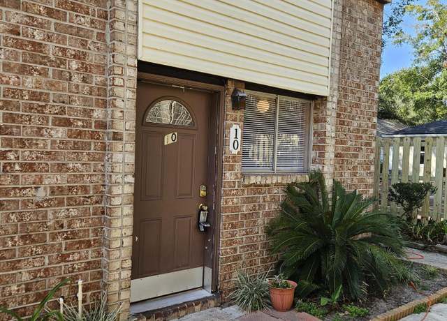 Property at 1200 Bretta St #10, Jacksonville, FL 32211, 2 beds, 1.5 baths