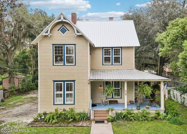 Property at 415 Olive St, Palatka, FL 32177, 3 beds, 2 baths