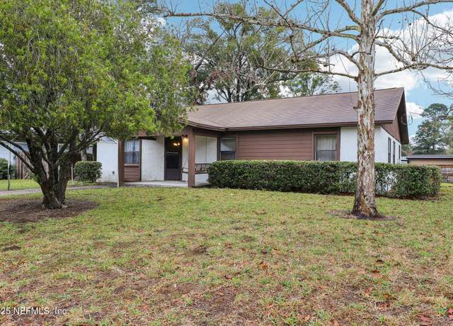 Property at 4155 Skycrest Dr, Jacksonville, FL 32246, 3 beds, 2.5 baths