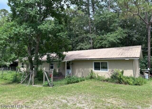 Property at 10216 River Oaks Dr, Glen St. Mary, FL 32040, 4 beds, 2.5 baths