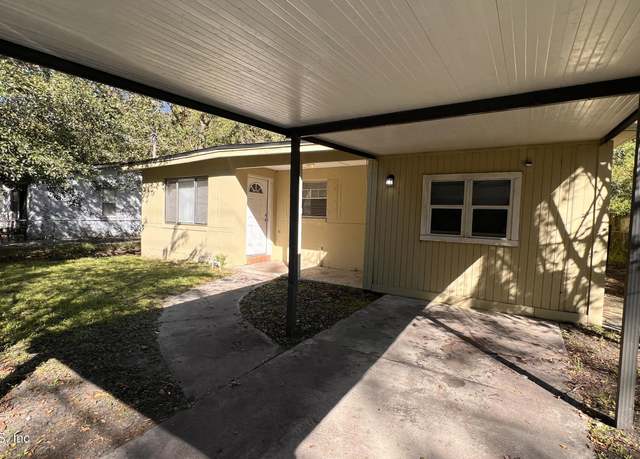 Property at 3327 Dignan St, Jacksonville, FL 32254, 3 beds, 2 baths
