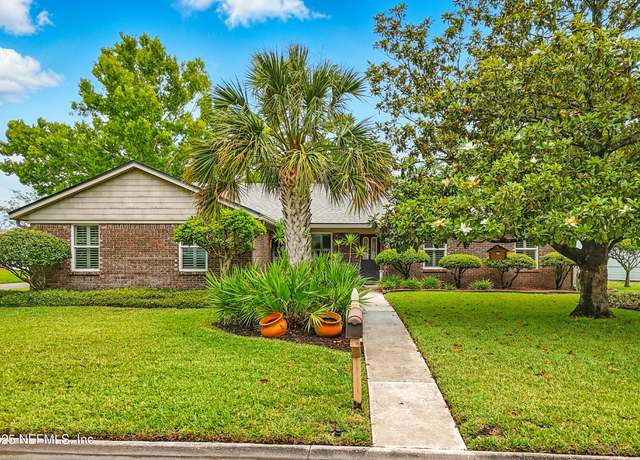 Property at 11019 Crumpet Ct, Jacksonville, FL 32257, 3 beds, 2 baths