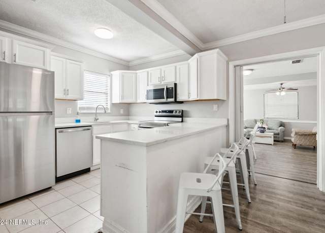 Property at 6237 Temple Rd, Jacksonville, FL 32217, 3 beds, 2 baths