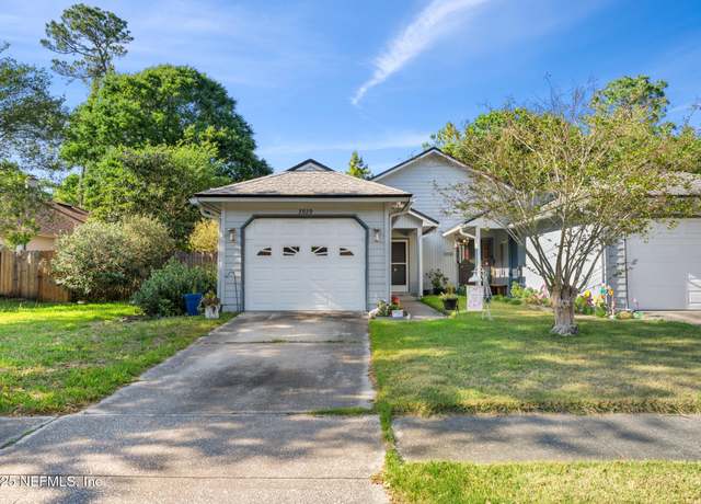 Property at 3929 Windridge Ct, Jacksonville, FL 32257, 2 beds, 2 baths