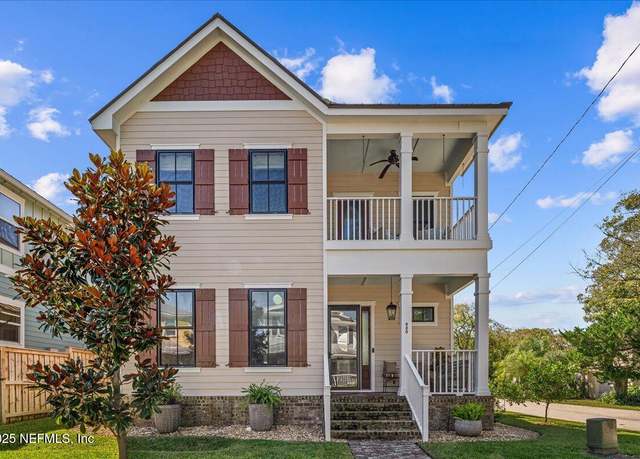 Property at 900 White St, Fernandina Beach, FL 32034, 3 beds, 2.5 baths