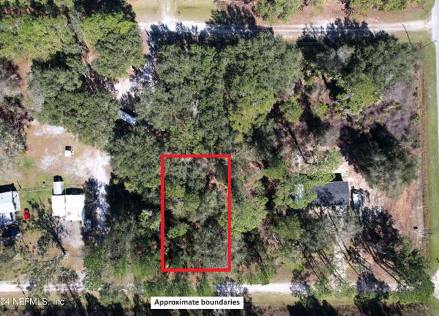 Property at 432 Gardenia Ave, Georgetown, FL 32139