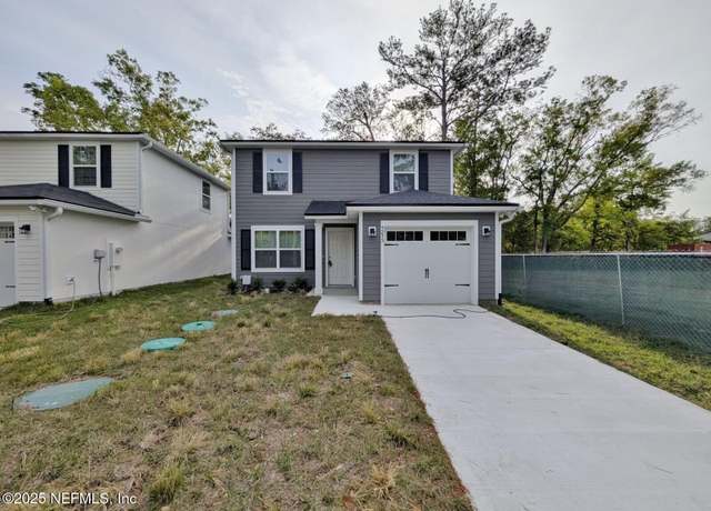 Property at 1213 Ellis Rd S, Jacksonville, FL 32205, 4 beds, 2.5 baths