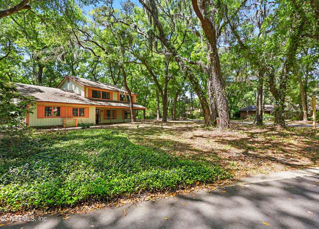 Property at 300 Raintree Trl, St. Augustine, FL 32086, 4 beds, 3 baths