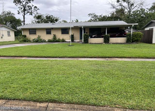 Property at 513 Clermont Ave S, Orange Park, FL 32073, 4 beds, 2 baths