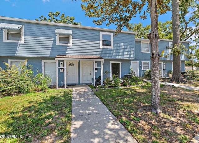 Property at 11411 White Bay Ln, Jacksonville, FL 32225, 2 beds, 2.5 baths