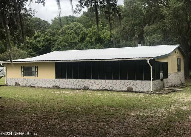 Property at 121 Rowland Ave, Palatka, FL 32177, 3 beds, 2 baths