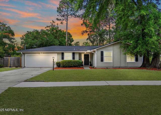 Property at 5345 Coronet Dr, Jacksonville, FL 32205, 3 beds, 2 baths