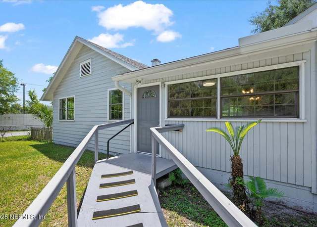 Property at 5104 Hollycrest Dr, Jacksonville, FL 32205, 3 beds, 2 baths