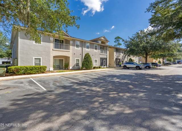 Property at 6069 Maggies Cir #115, Jacksonville, FL 32244, 3 beds, 2 baths