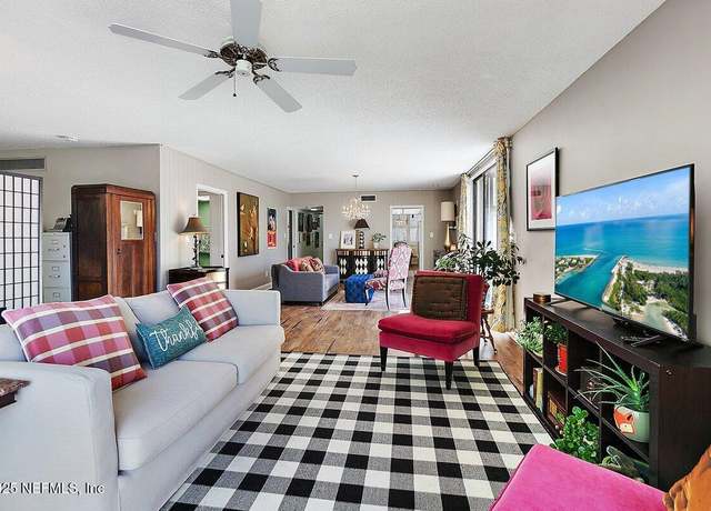 Property at 1810 Sevilla Blvd #306, Atlantic Beach, FL 32233, 3 beds, 3 baths