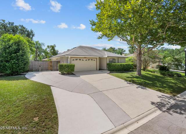 Property at 12376 Blue Stream Dr, Jacksonville, FL 32224, 3 beds, 2 baths