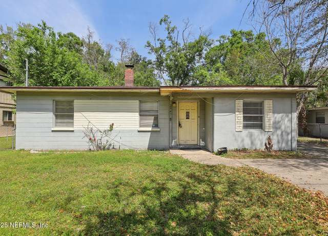 Property at 2947 W 12th St, Jacksonville, FL 32254, 4 beds, 1.5 baths