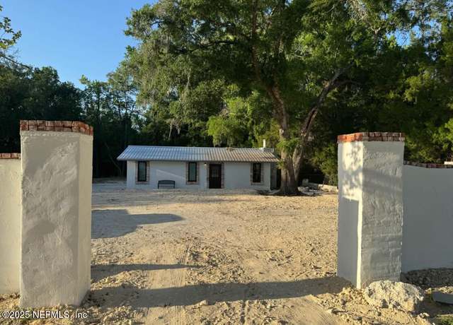 Property at 2409 Russell Rd, Green Cove Springs, FL 32043, 2 beds, 2 baths