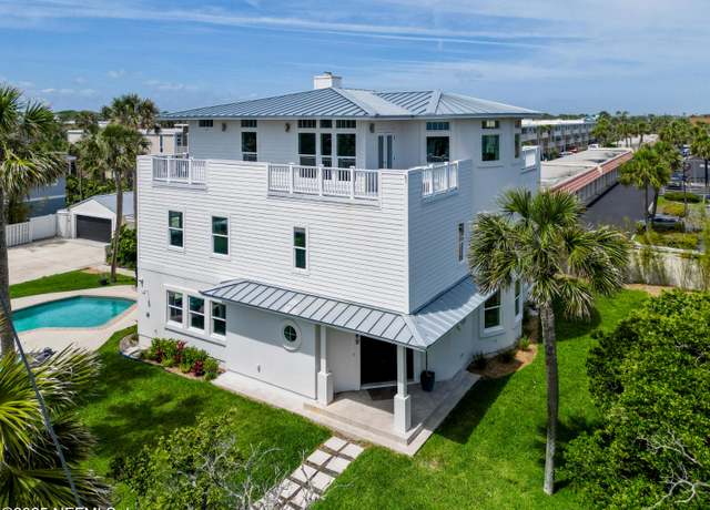Property at 890 Beach Ave, Atlantic Beach, FL 32233, 6 beds, 4.5 baths