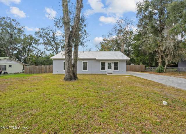 Property at 1606 Prospect St, Palatka, FL 32177, 3 beds, 2 baths