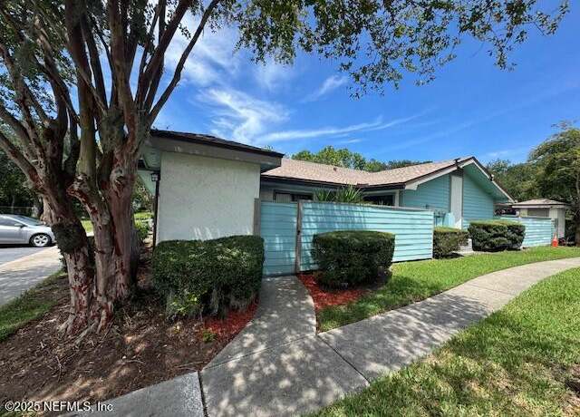 Property at 2302 Challenger Ct W #2302, Atlantic Beach, FL 32233, 2 beds, 2 baths