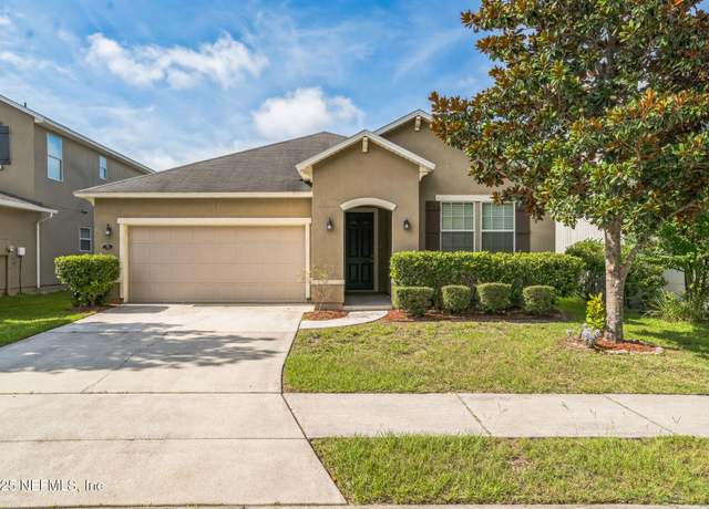 Property at 71 Auburn Oaks Rd W, Jacksonville, FL 32218, 3 beds, 2 baths