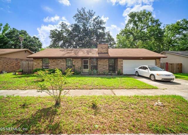 Property at 6069 Blank Dr W, Jacksonville, FL 32244, 3 beds, 2 baths