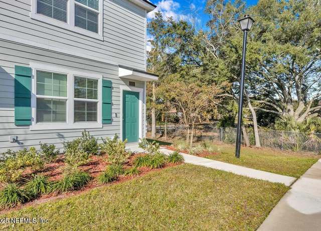 Property at 2874 Black Buck Cir, Jacksonville, FL 32225, 3 beds, 2.5 baths