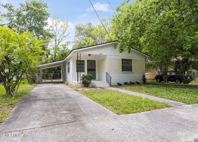Property at 1102 W 31st St, Jacksonville, FL 32209, 3 beds, 1 bath