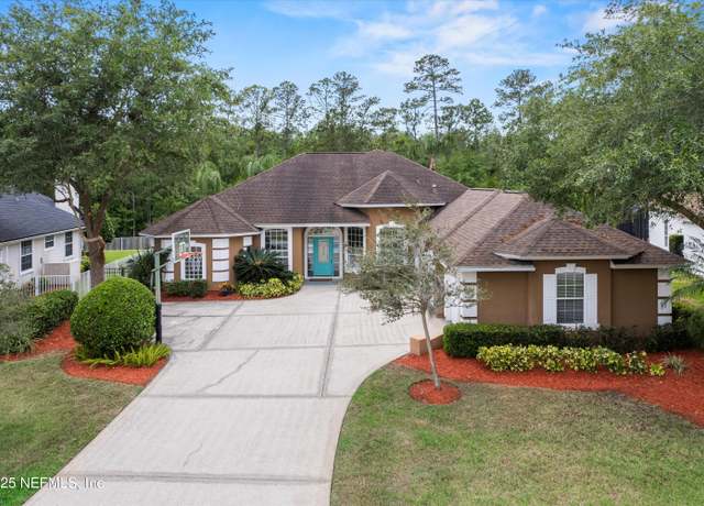 Property at 1700 Country Walk Dr, Fleming Island, FL 32003, 5 beds, 4 baths