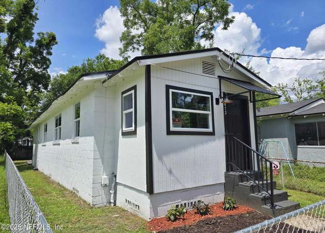 Property at 1413 W 21st St, Jacksonville, FL 32209, 2 beds, 1 bath