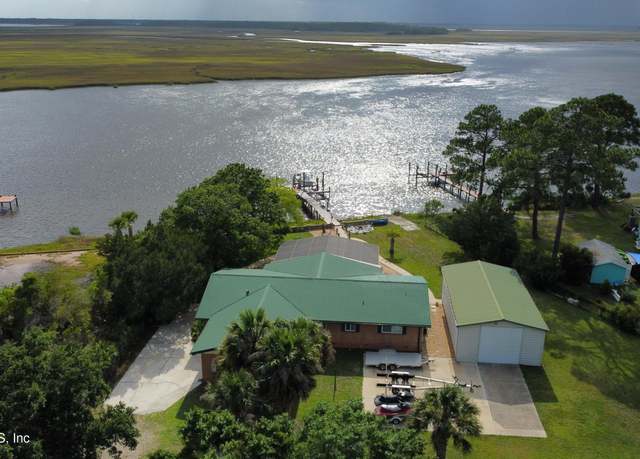 Property at 16026 Shark Rd W, Jacksonville, FL 32226, 3 beds, 2 baths