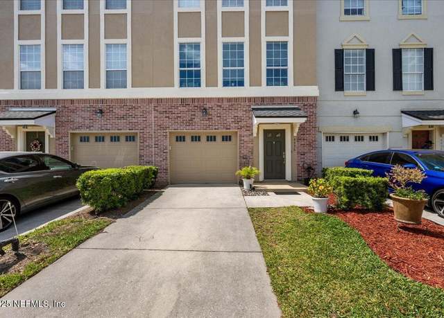 Property at 4456 Congressional Dr, Jacksonville, FL 32246, 3 beds, 3.5 baths